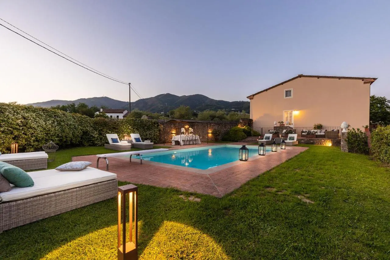 Fattoria Camigliano, Luxury Farmhouse With Pool Inside A Wine Estate Capannori Italy