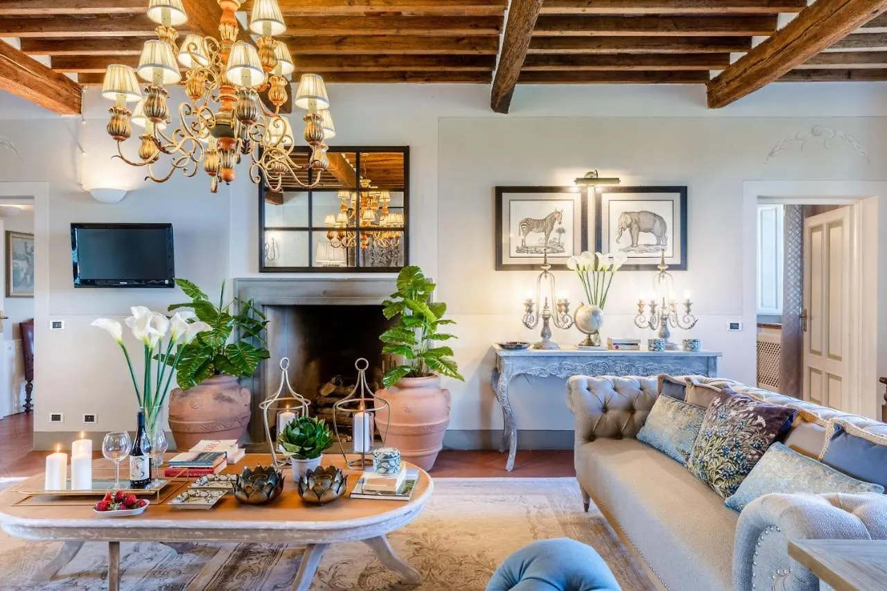 Fattoria Camigliano, Luxury Farmhouse With Pool Inside A Wine Estate Capannori Italy