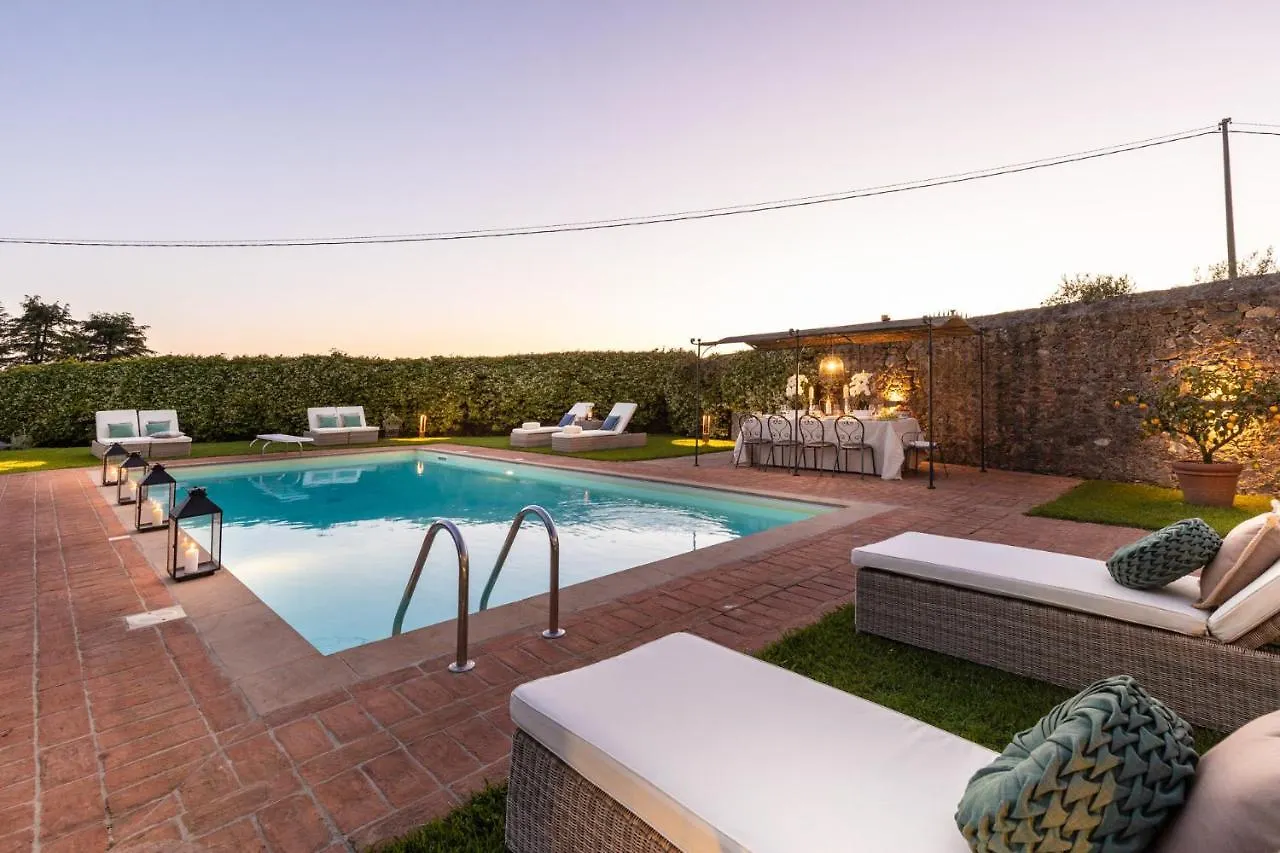 Fattoria Camigliano, Luxury Farmhouse With Pool Inside A Wine Estate Capannori