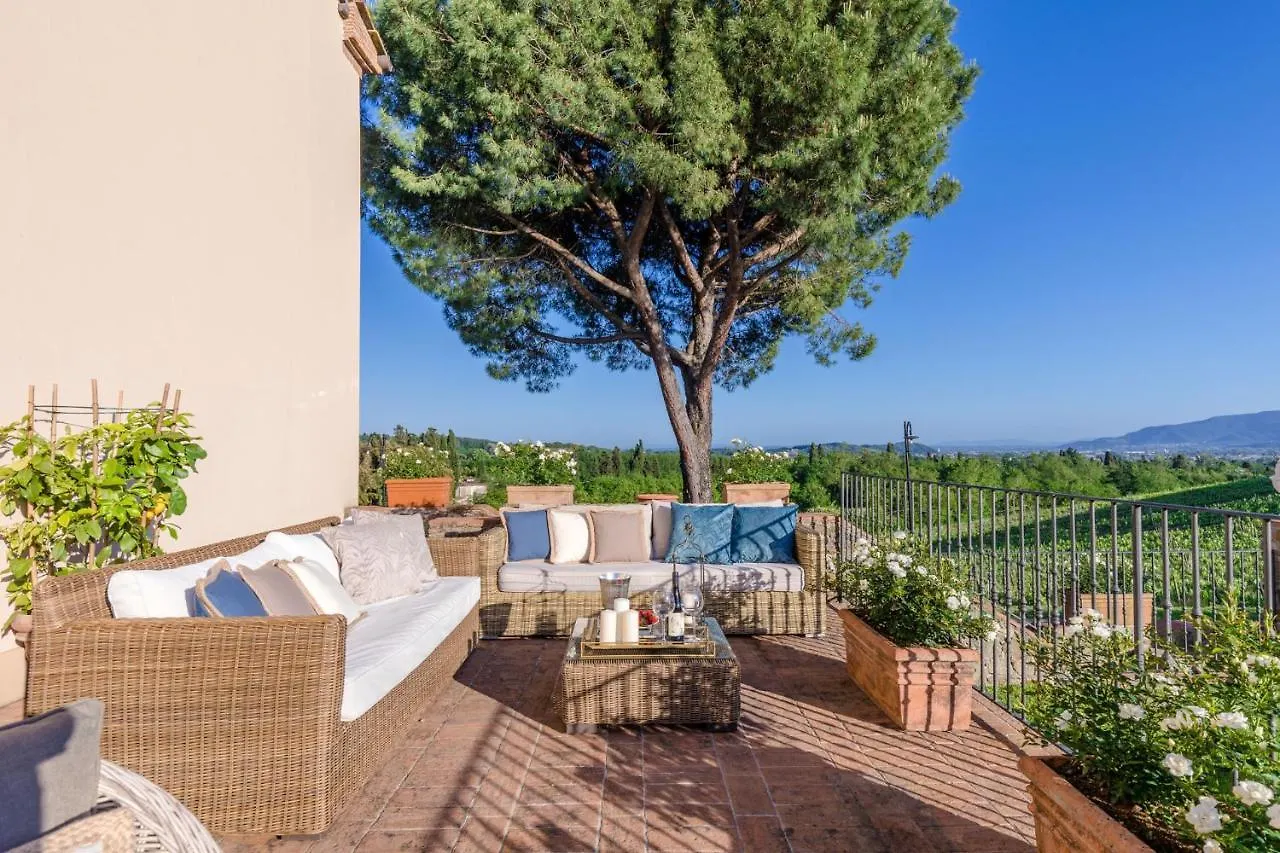 Fattoria Camigliano, Luxury Farmhouse With Pool Inside A Wine Estate Capannori Villa