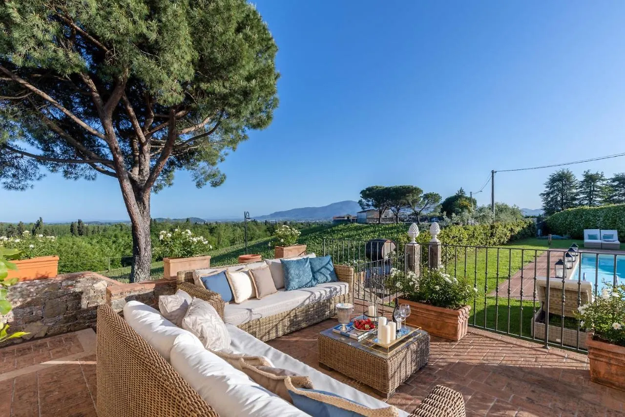 Villa Fattoria Camigliano, Luxury Farmhouse With Pool Inside A Wine Estate Capannori Italy